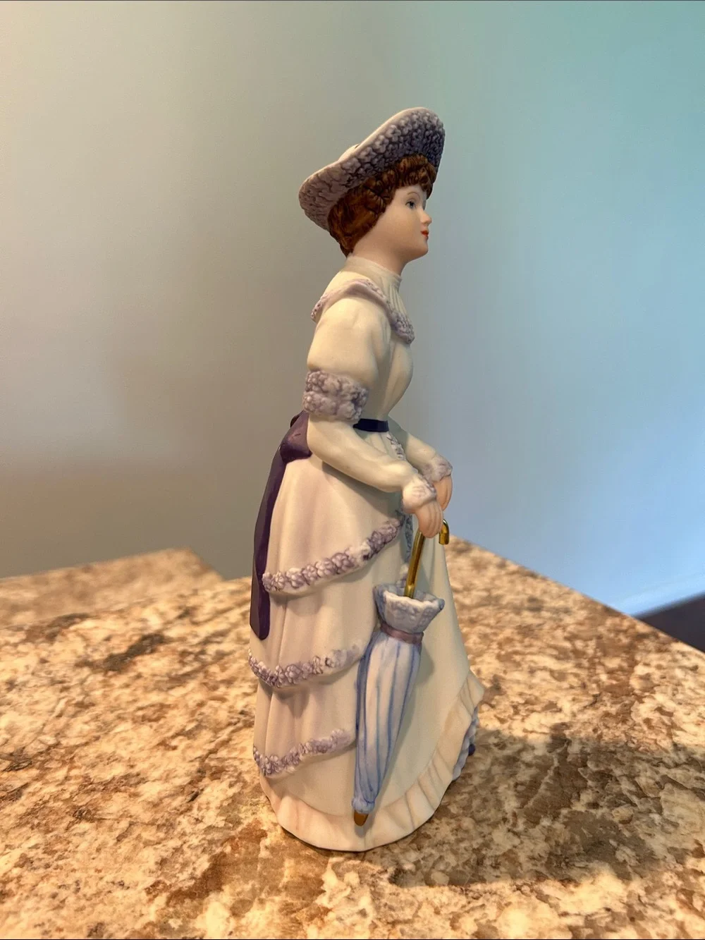 Home Interiors “Penelope” figurine excellent condition H 8.5 inches